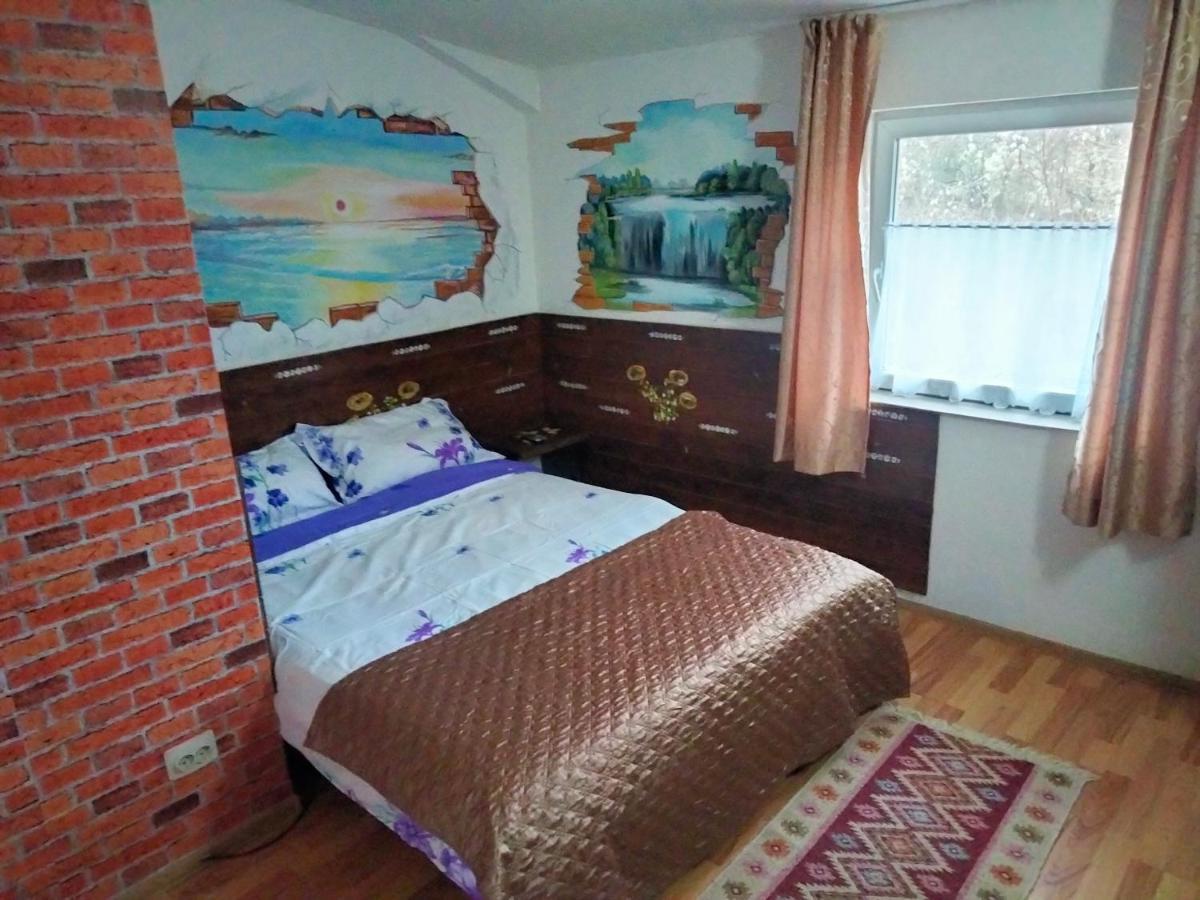 Casa Piscul Lupului Βίλα Pucioasa Εξωτερικό φωτογραφία