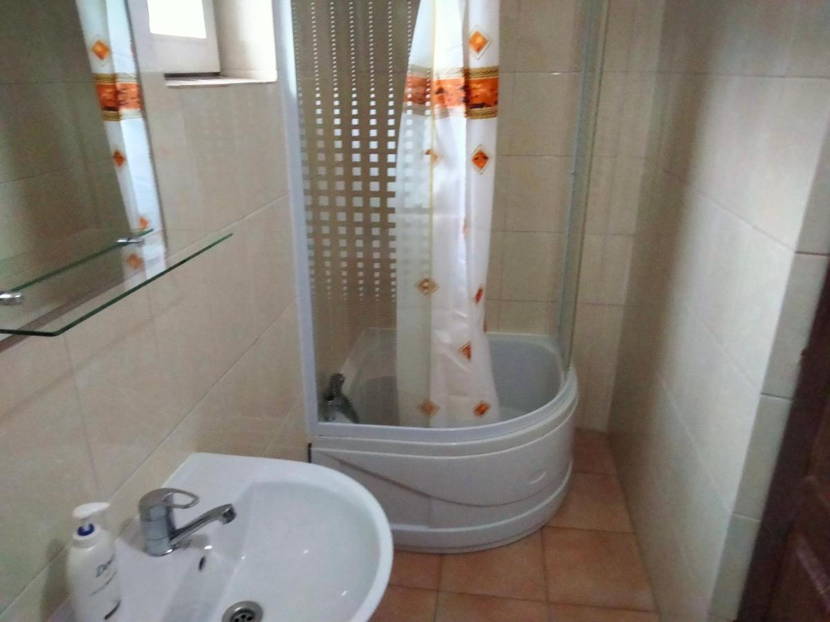 Casa Piscul Lupului Βίλα Pucioasa Εξωτερικό φωτογραφία