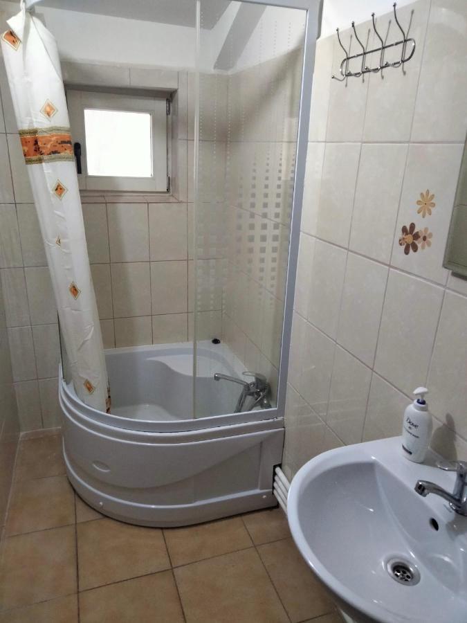 Casa Piscul Lupului Βίλα Pucioasa Εξωτερικό φωτογραφία