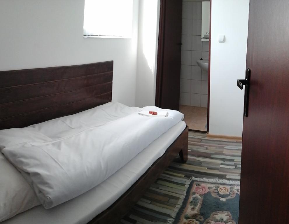 Casa Piscul Lupului Βίλα Pucioasa Εξωτερικό φωτογραφία